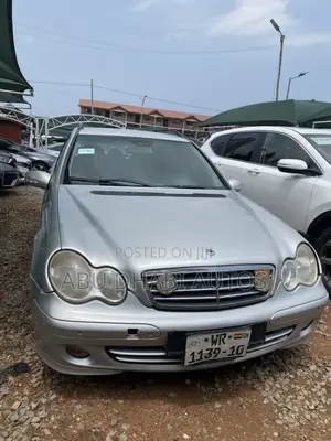 Mercedes-Benz C200 2006 Silver