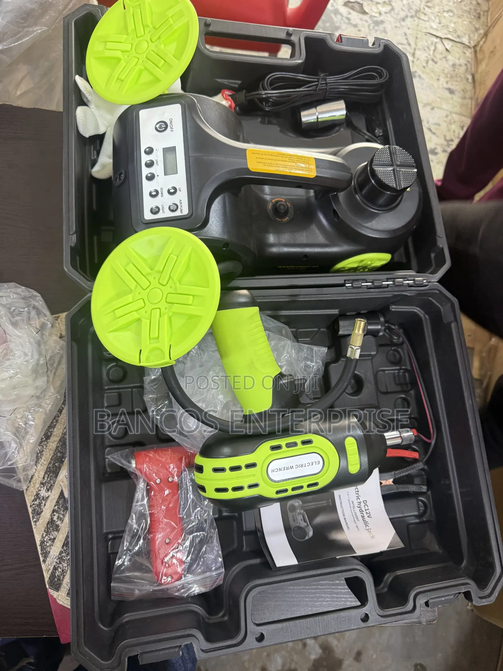 Electric Hydraulic Jack, Air Compressor, Major LED Light