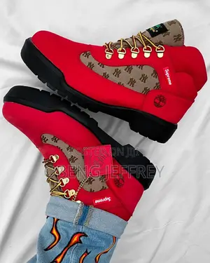 Original Supreme Timbeland Field Boots Red