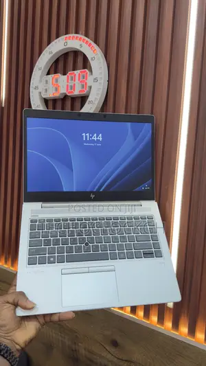 Laptop HP EliteBook 840 G5 8GB Intel Core i5 SSD 256GB