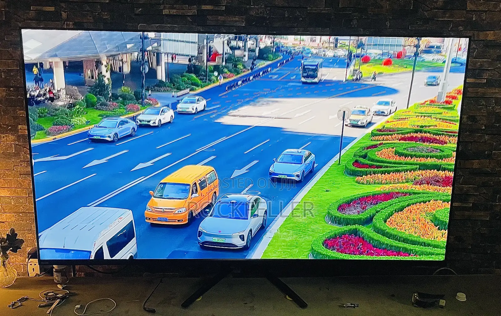 UK Used Philips Android UHD HDR Smart Digital 70 Inches