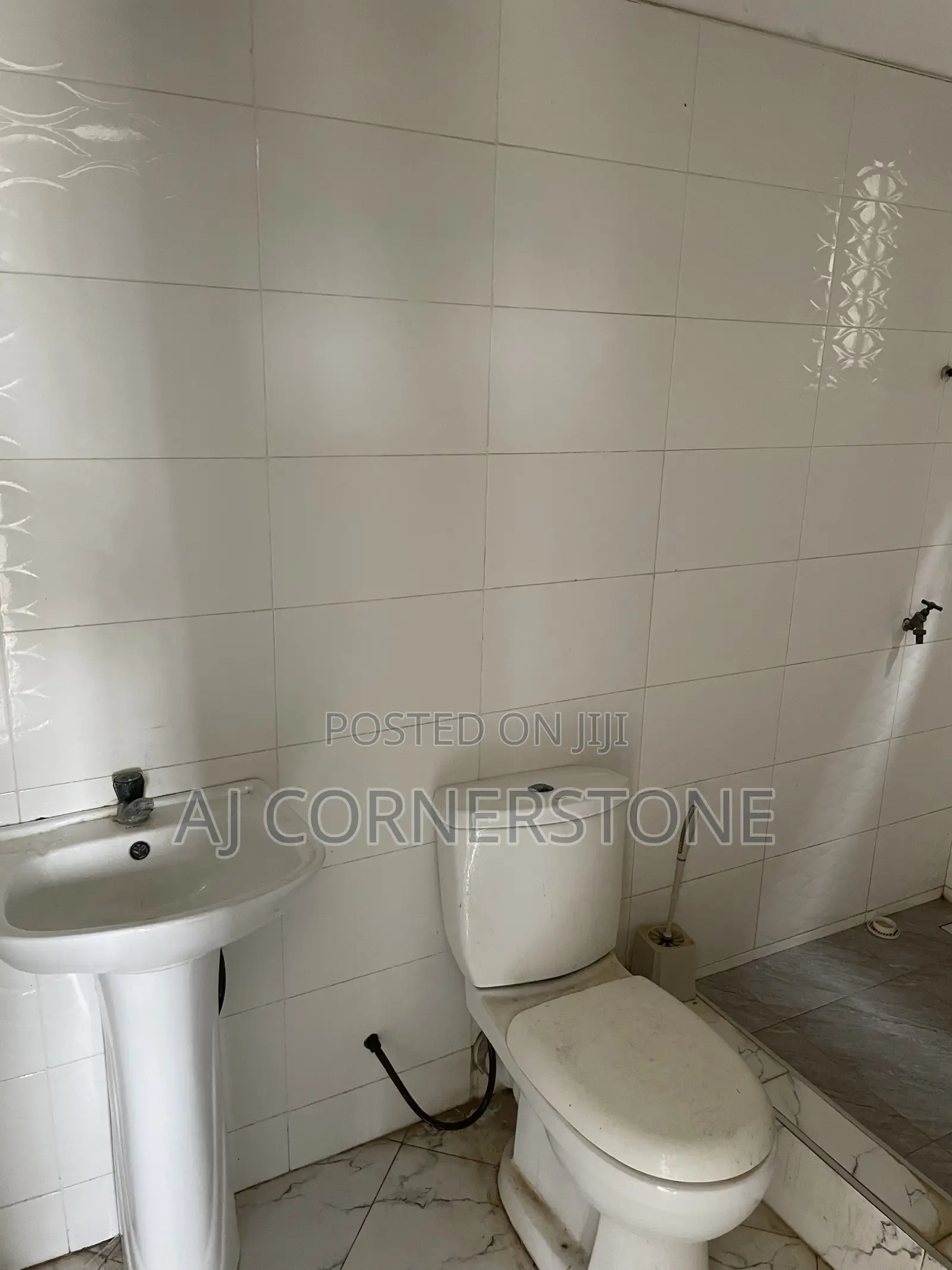 1bdrm Apartment in Pokuase for rent