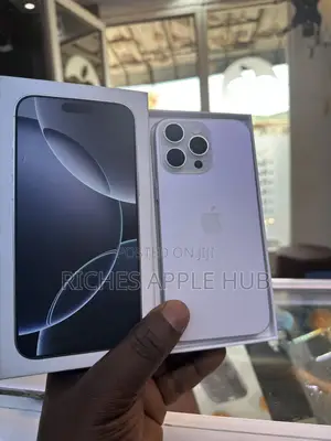 New Apple iPhone 16 Pro Max 256 GB White