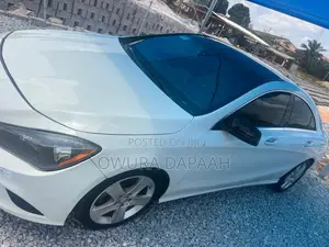 Mercedes-Benz C250 2015 White