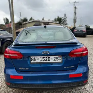 Ford Focus 2018 Blue