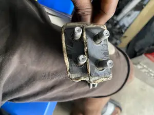 RAV4 2020 Rear Trunk or Boot Hinges