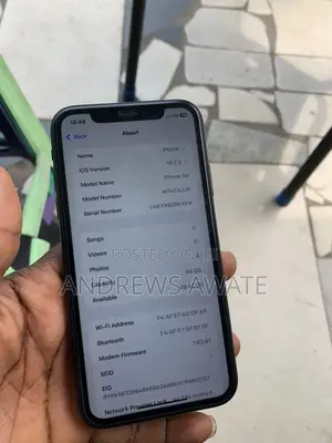 Apple iPhone XR 64 GB Black