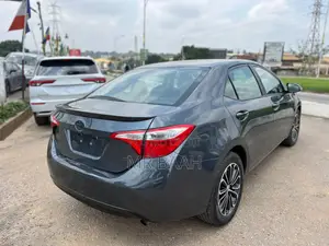 Toyota Corolla S Premium 4dr Sedan (1.8L 4cyl CVT) 2016 Gray