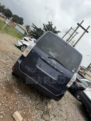 Toyota Voxy 2012 Blue