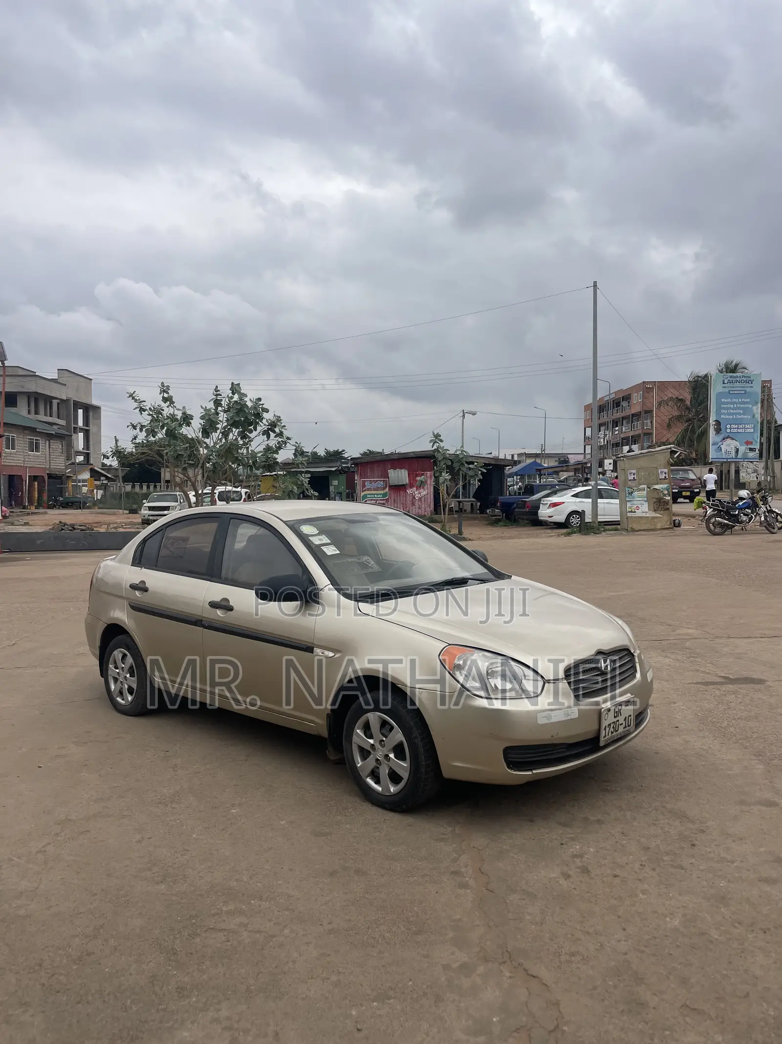 Hyundai Accent 2010 Gold