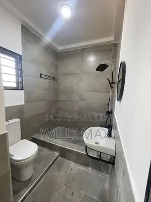 4bdrm Duplex in Oyarifa for sale