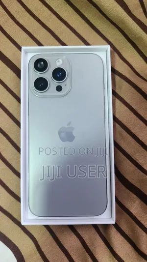 Apple iPhone 16 Pro Max 256 GB Gold