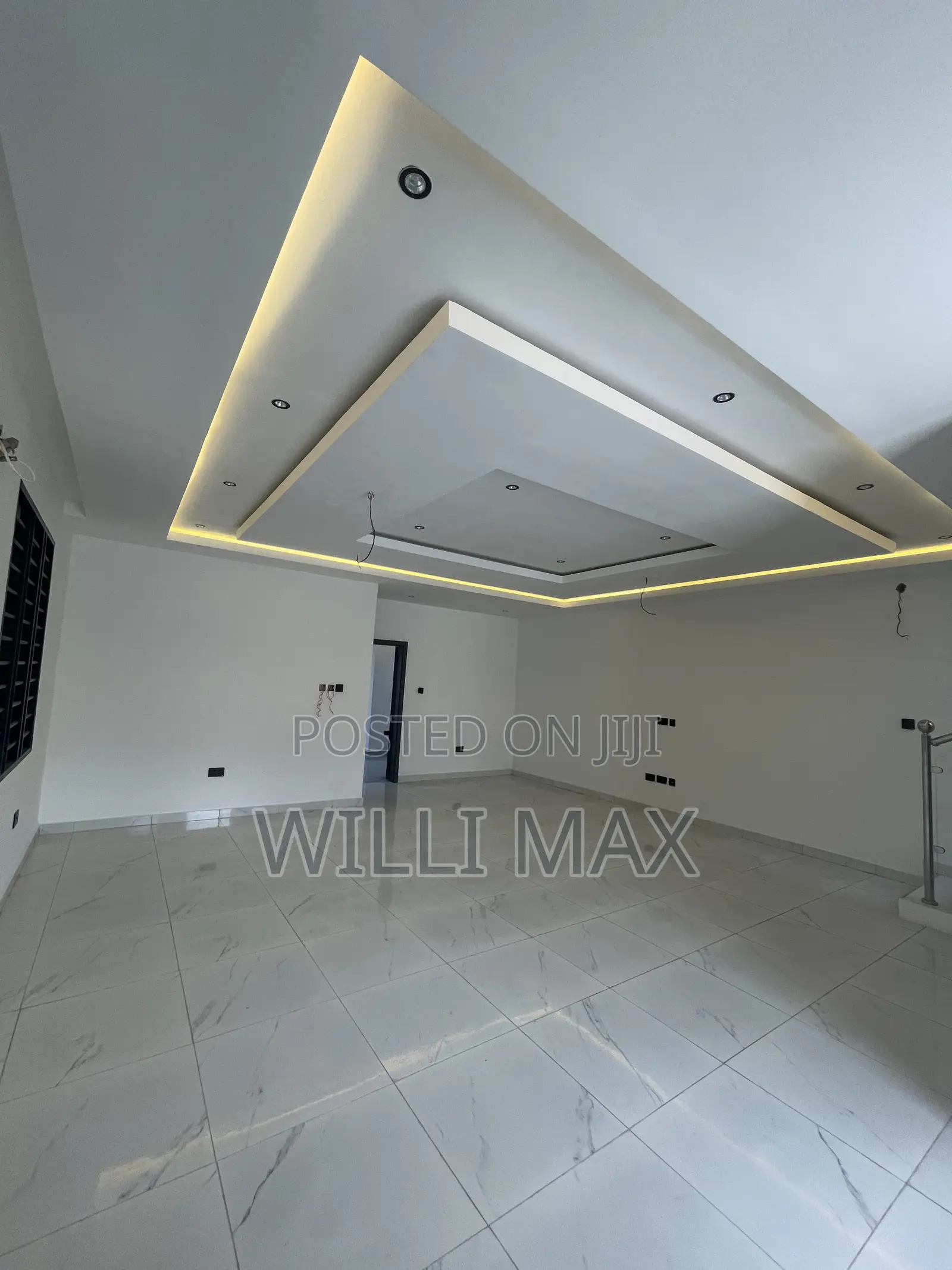 4bdrm Duplex in Oyarifa for sale