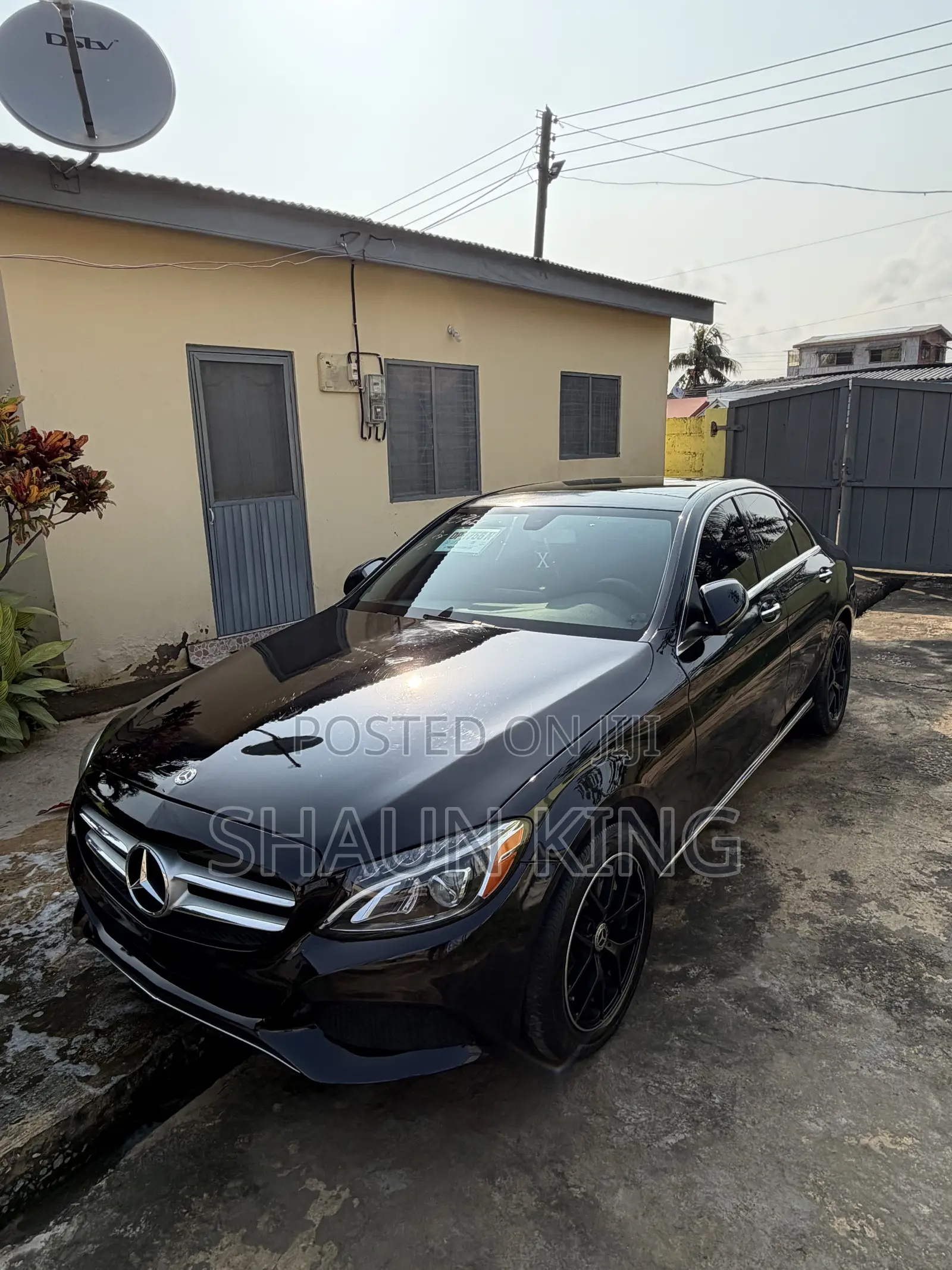Mercedes-Benz C300 Luxury 4matic Sedan AWD (2.0L 4cyl 7A) 2017 Black