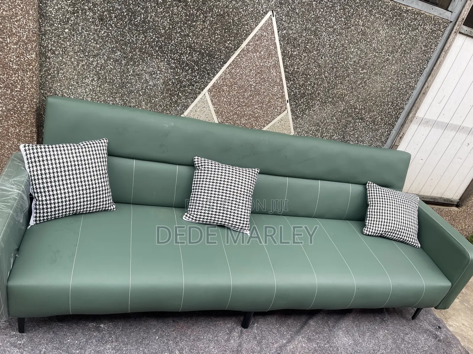 Quality 3 Seater Sofa