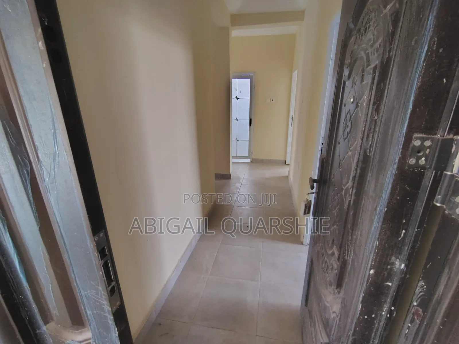 Furnished 6bdrm Apartment in Pokuase for sale