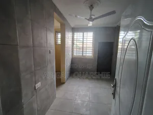 Furnished 6bdrm Apartment in Pokuase for sale