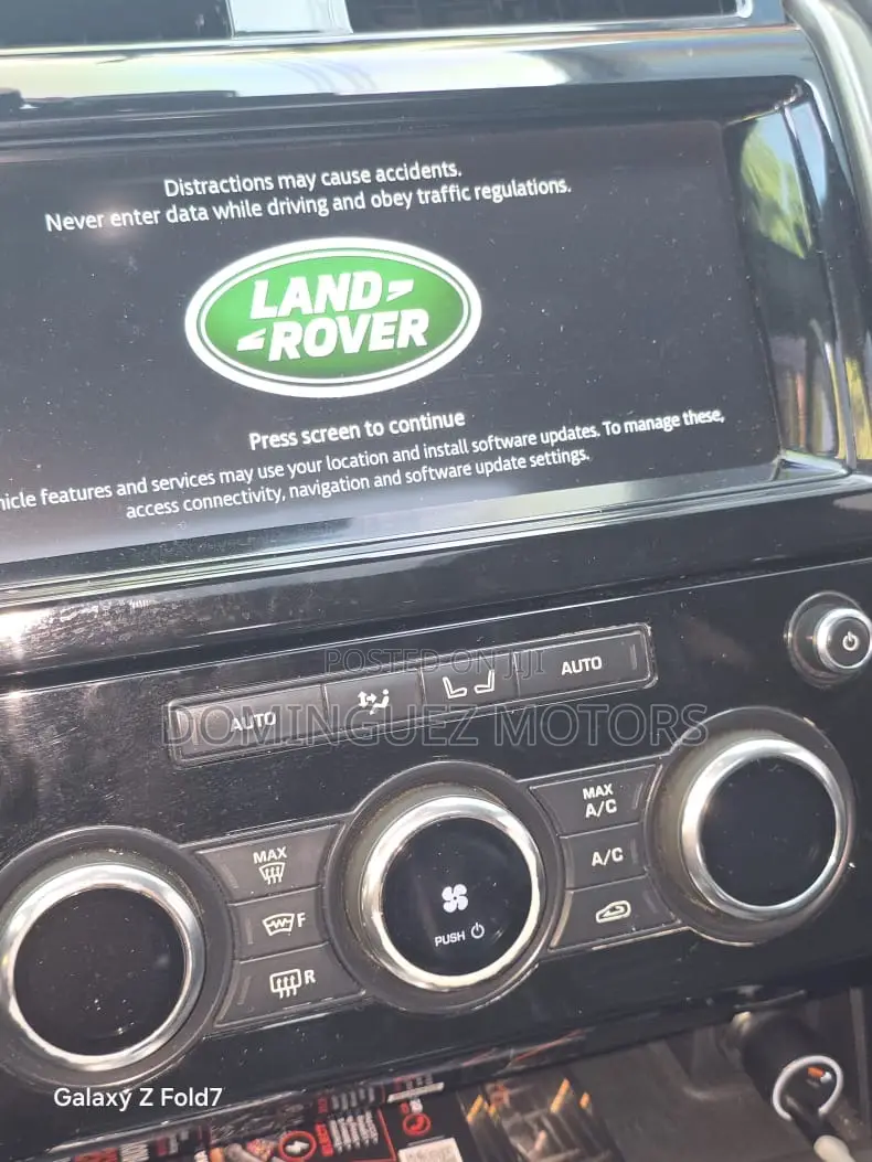 Land Rover Discovery 2018 Silver