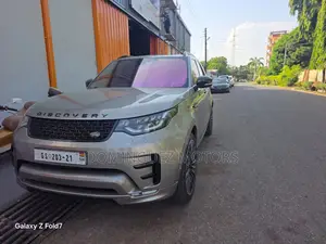 Land Rover Discovery 2018 Silver