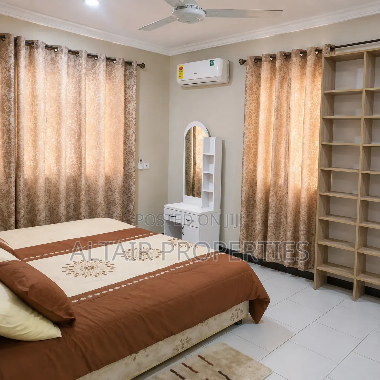 5bdrm House in Asore Junction for sale