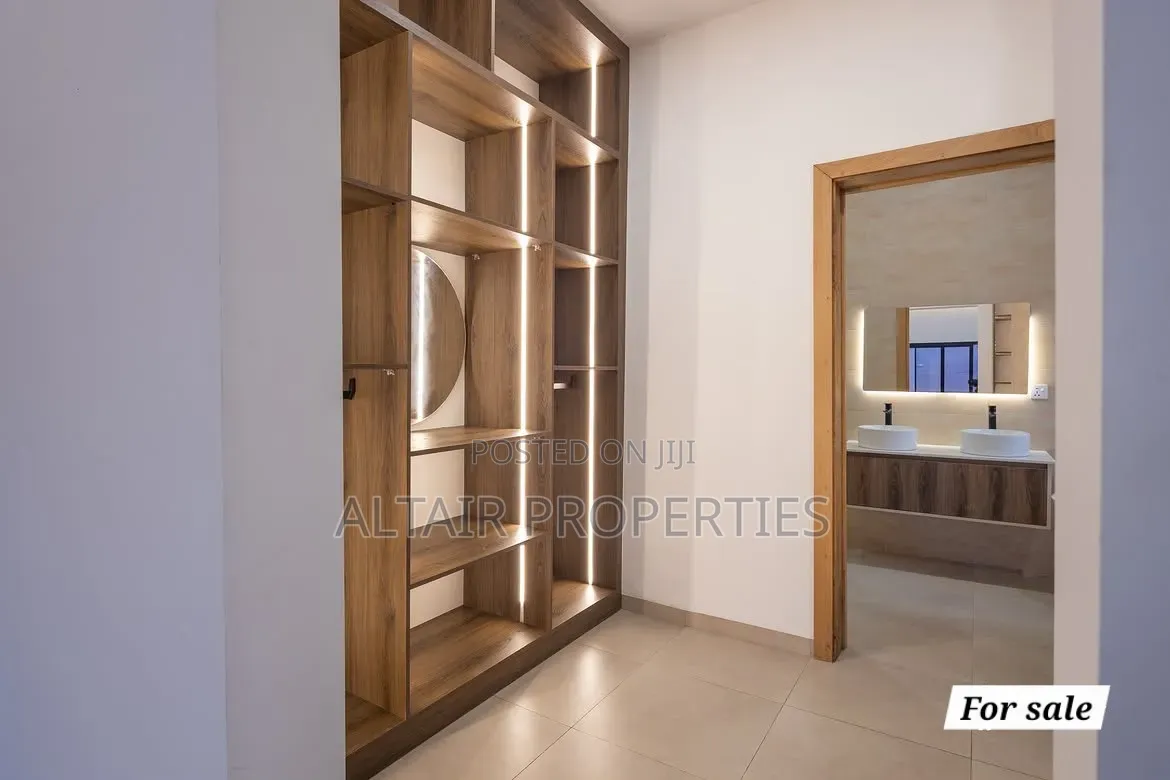 4bdrm House in Community 18, Baatsona Total for sale