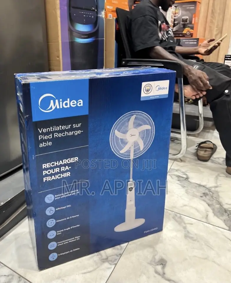 Quiet Operating Midea 18 Inches Rechargeable Standing Fan 