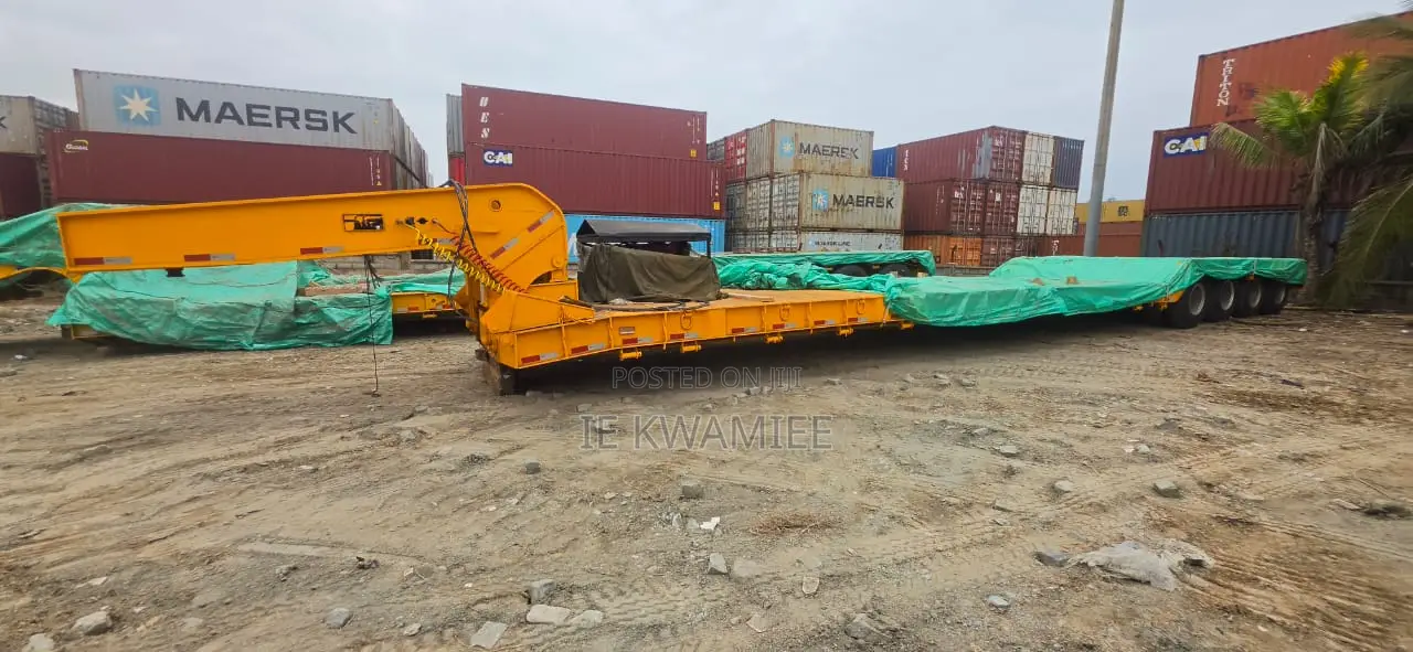 Shacman Tractor Head Removable Gooseneck Lowbed Trailer