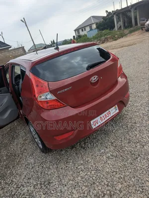 Hyundai Accent 2017 Red
