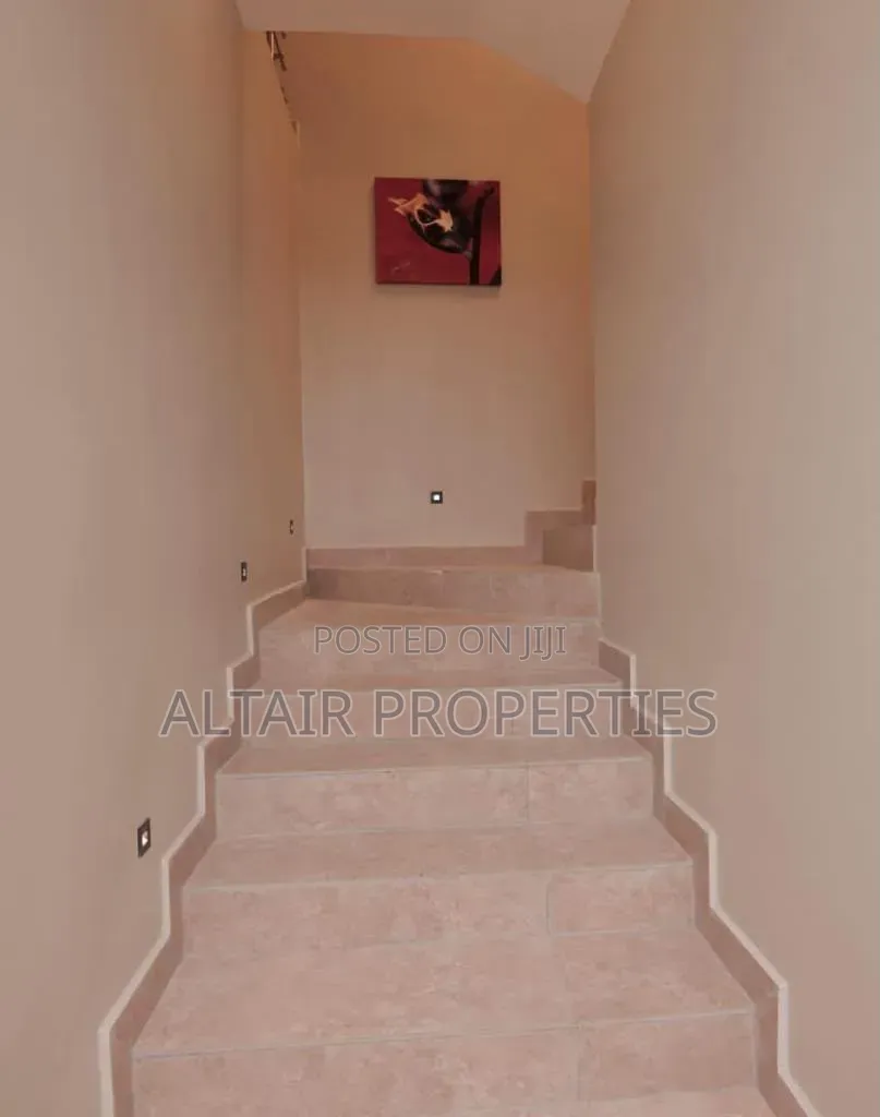 Furnished 4bdrm House in Adenta, New Legon for sale