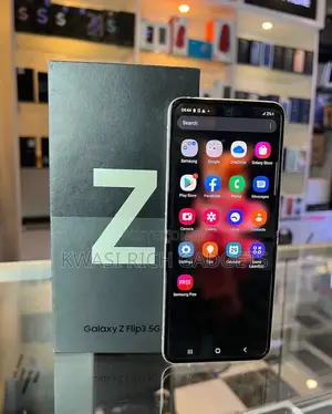 New Samsung Galaxy Z Flip 3 256 GB Black