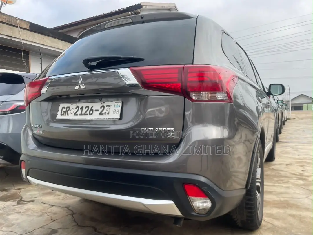 Mitsubishi Outlander SE AWC 2016 Gray