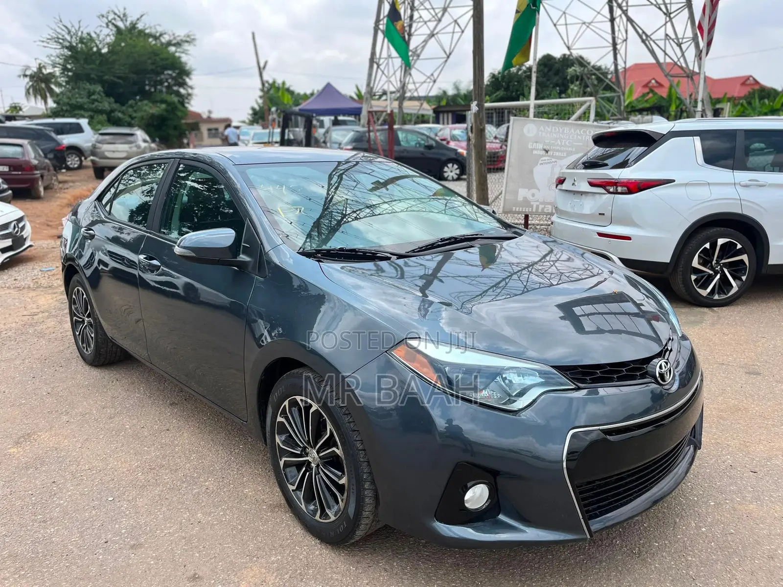 Toyota Corolla S Premium 4dr Sedan (1.8L 4cyl CVT) 2016 Gray