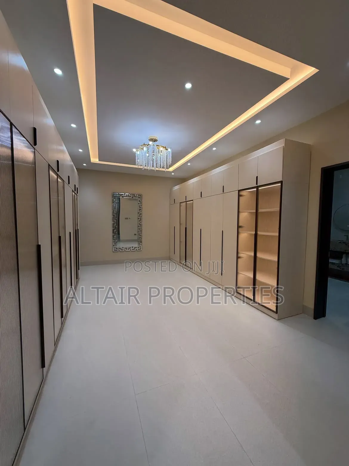 Furnished 5bdrm House in Accra Metropolitan for sale