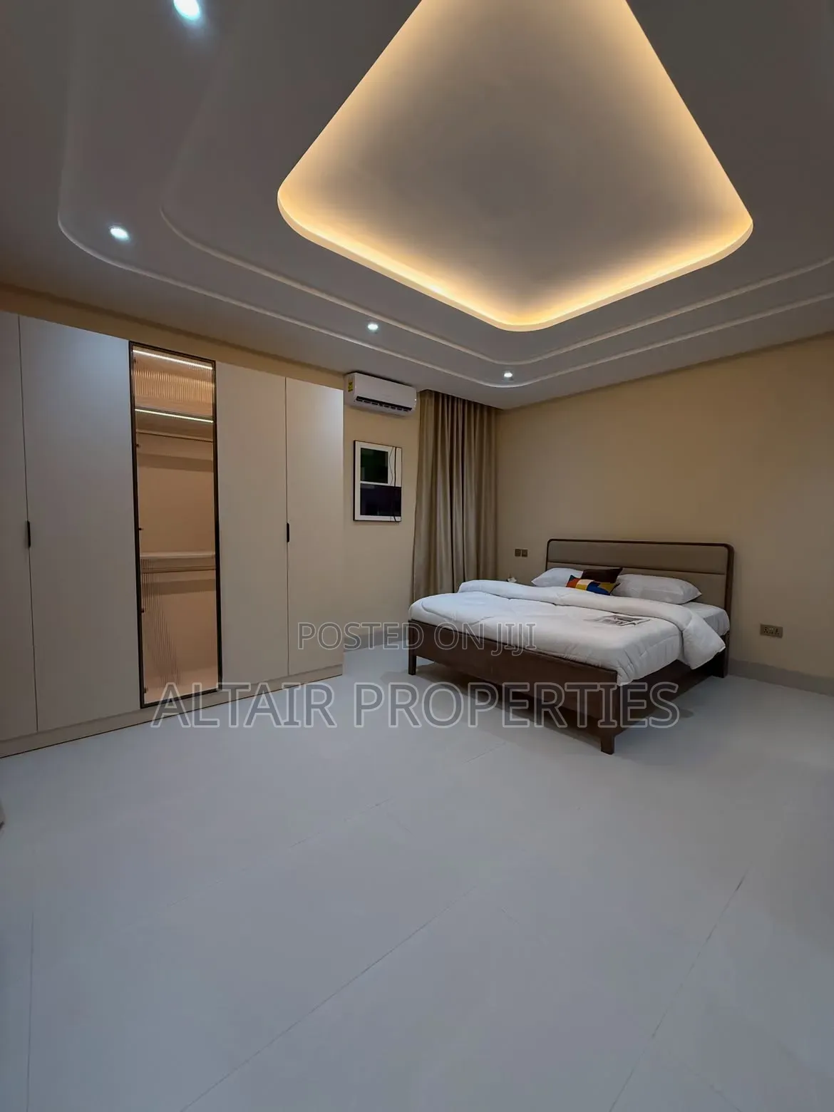 Furnished 5bdrm House in Accra Metropolitan for sale
