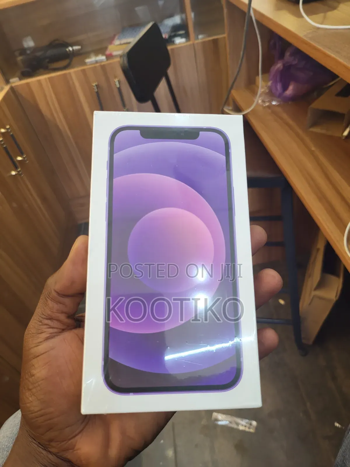 New Apple iPhone 12 128 GB Purple