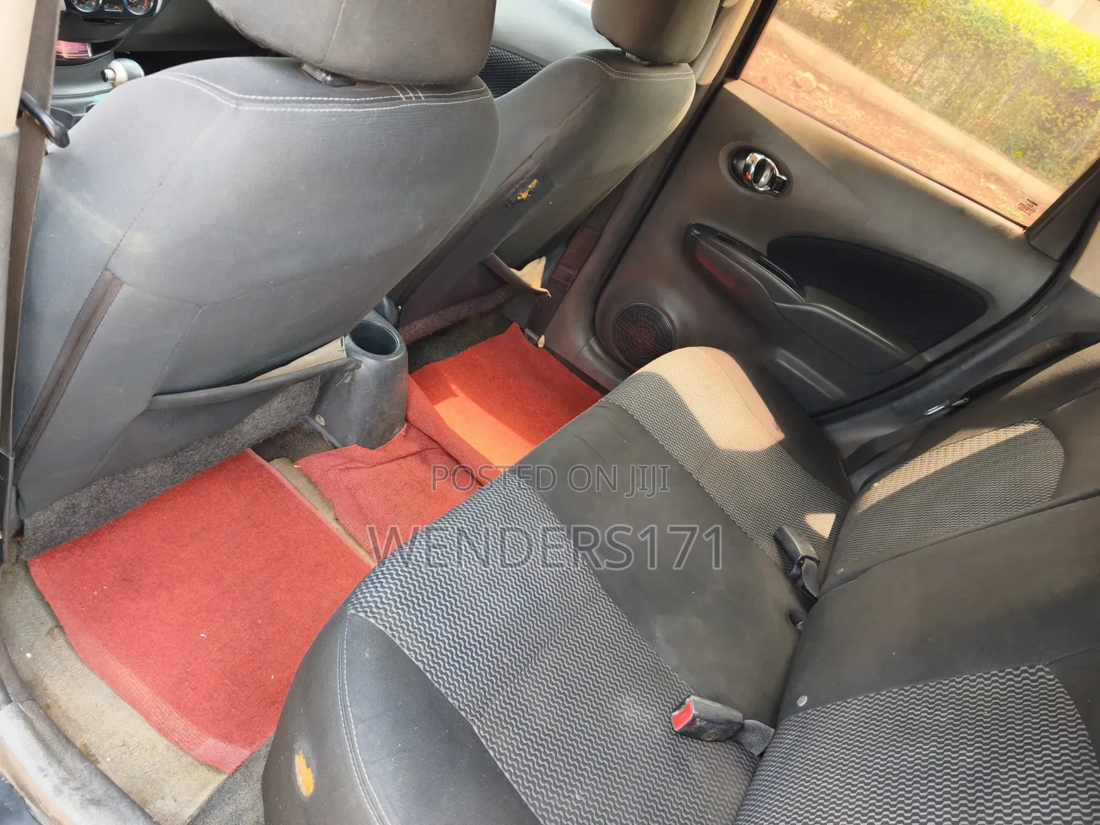 Nissan Versa 1.6 S 4dr Sedan (1.6L 4cyl 5M) 2015 Black
