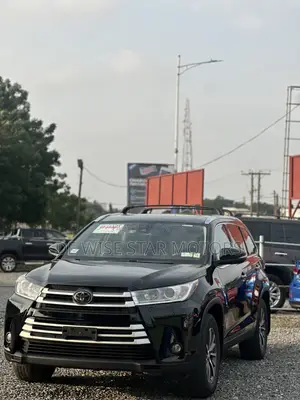 Toyota Highlander Limited 2019 Black