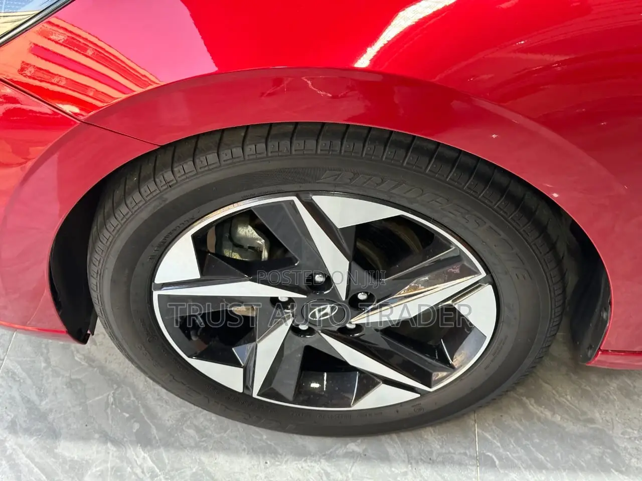 Hyundai Elantra Limited 2021 Red