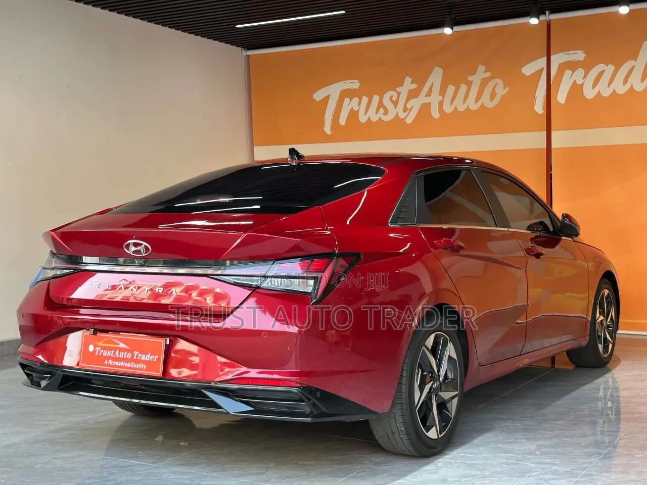 Hyundai Elantra Limited 2021 Red