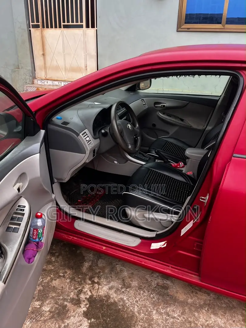 Toyota Corolla 2009 Red
