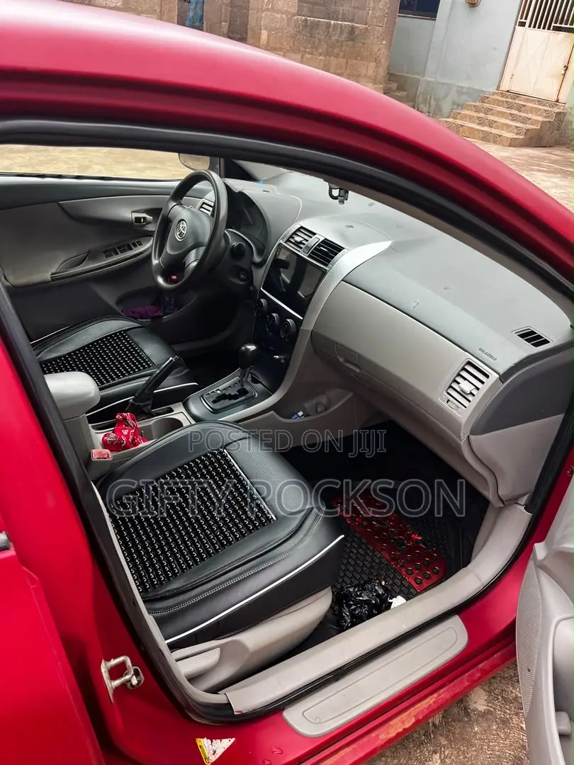 Toyota Corolla 2009 Red