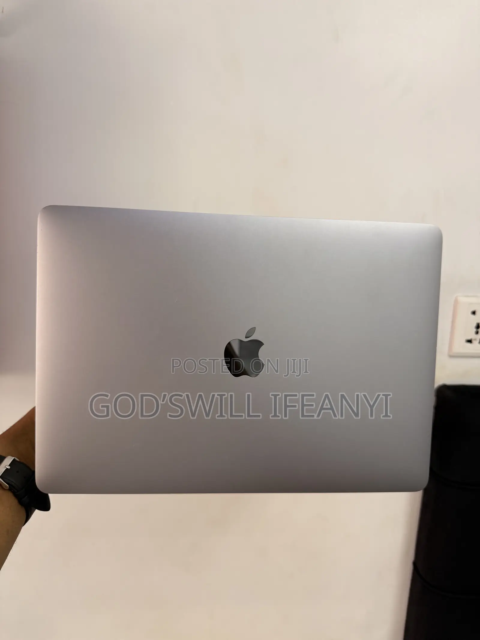 Laptop Apple MacBook Pro 2020 M1 8GB Apple M1 SSD 256GB