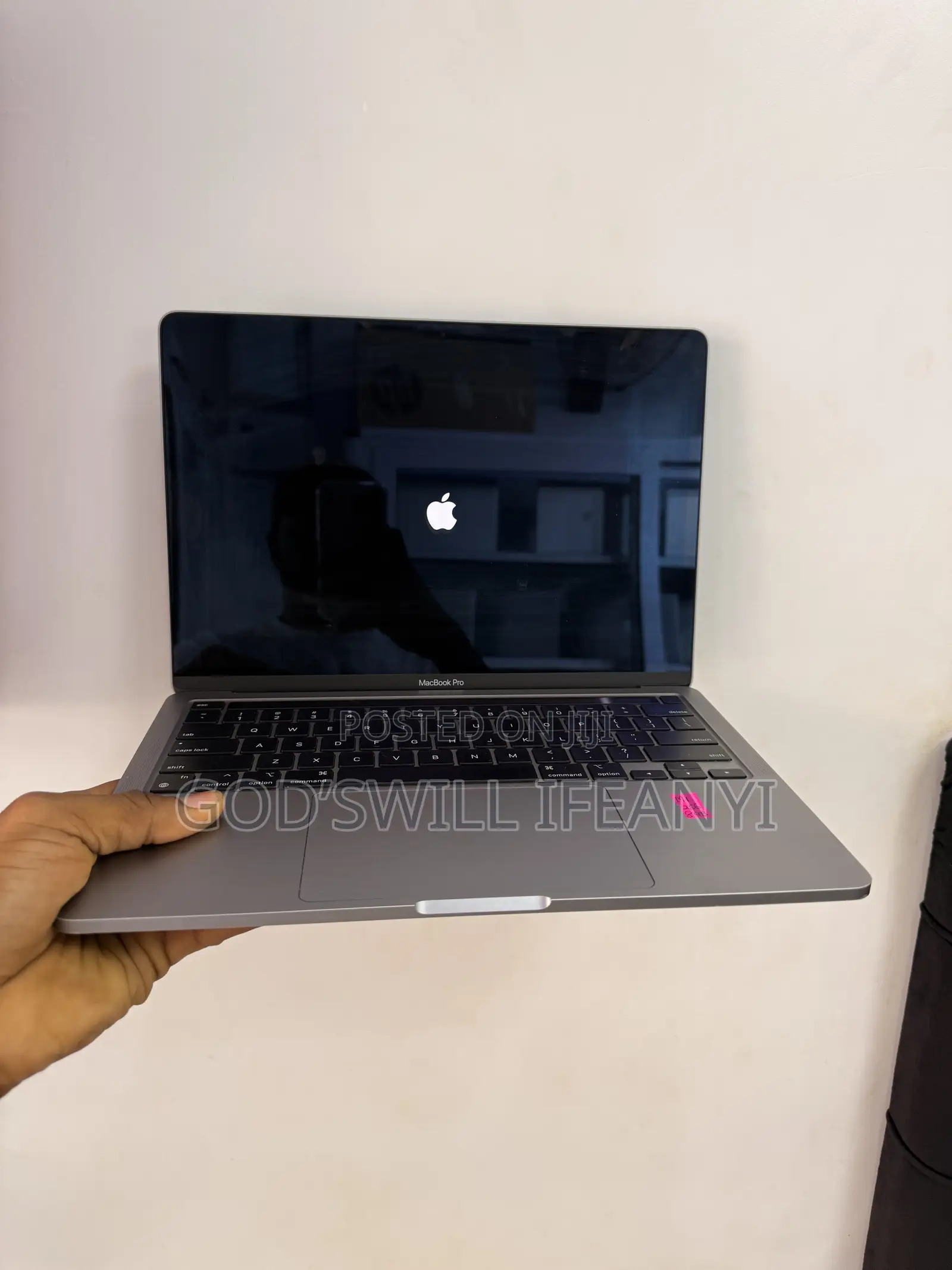 Laptop Apple MacBook Pro 2020 M1 8GB Apple M1 SSD 256GB