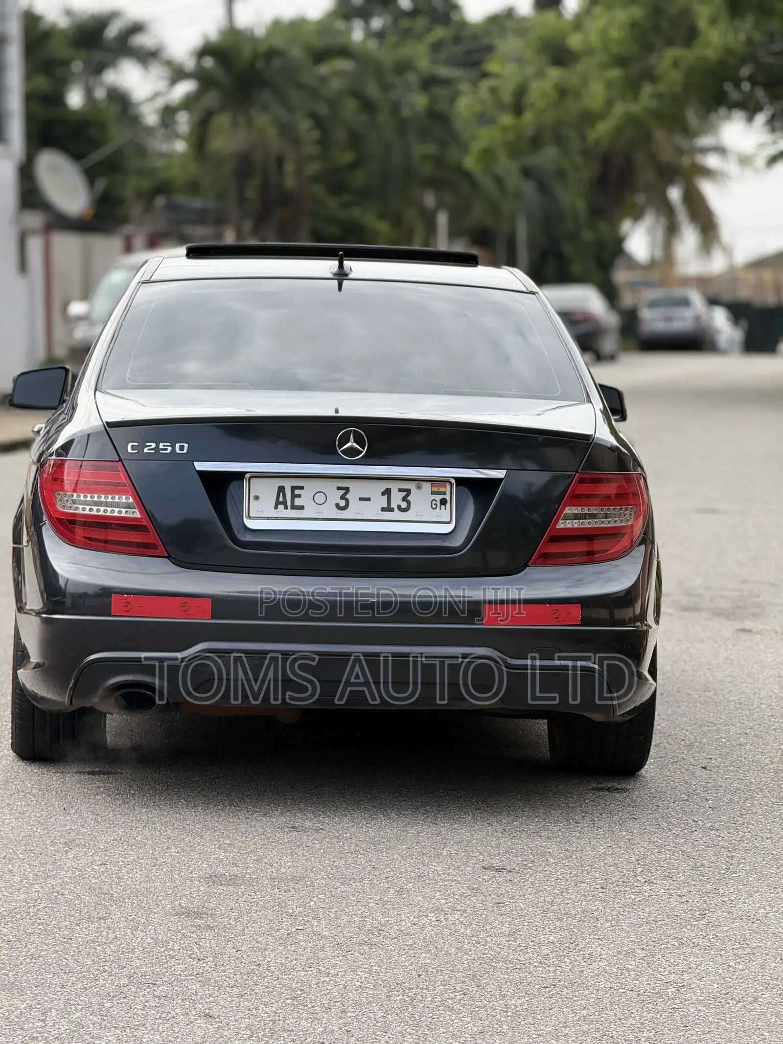 Mercedes-Benz C250 2012 Gray