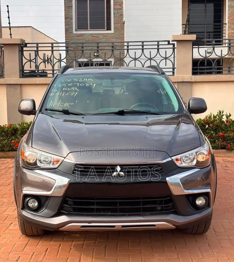 Mitsubishi RVR 2016 Brown