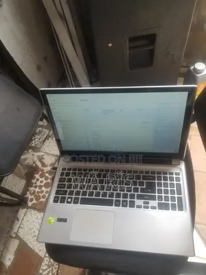 Laptop Acer Aspire V5-571PG 8GB Intel Core i5 HDD 750GB