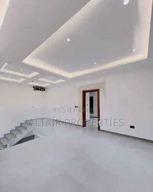 4bdrm House in Accra Metropolitan for sale