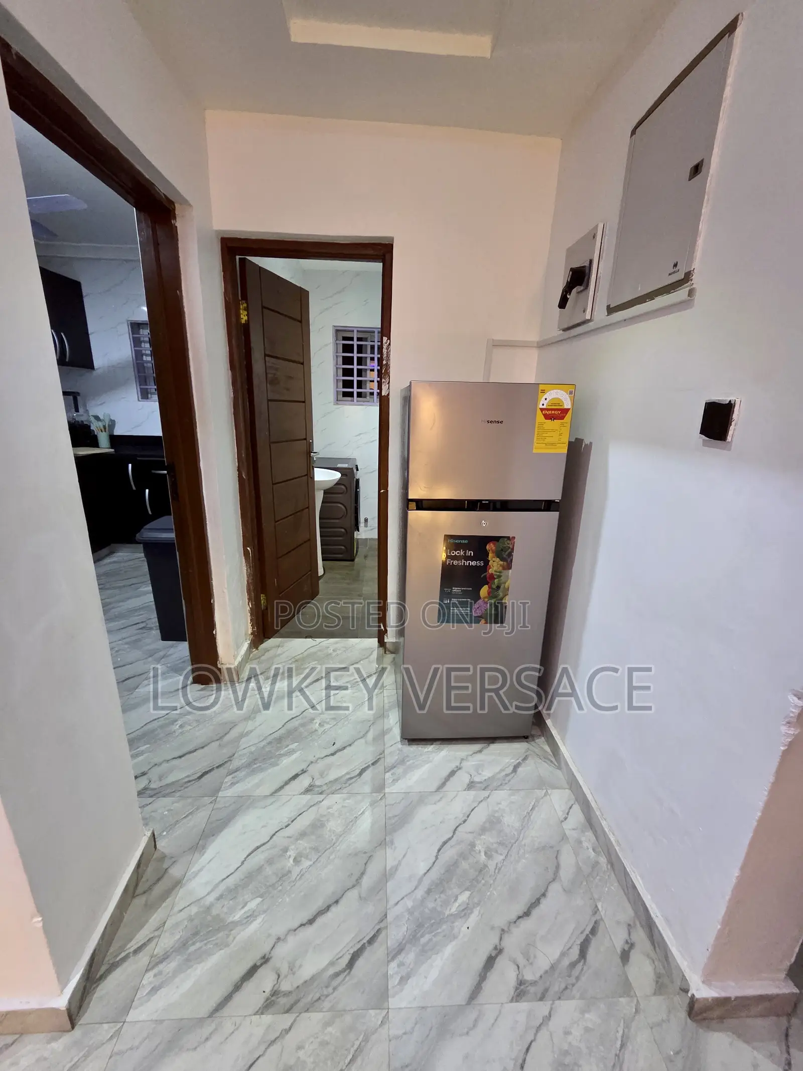 Comfy Two Luxury Beds Apartment + Starlink Internet + DSTV+ Washing Ma
