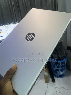 New Laptop HP 15 8GB Intel Core i5 SSD 512GB