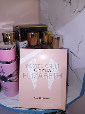 Ophylia Perfume With Free Doe Spray Inside